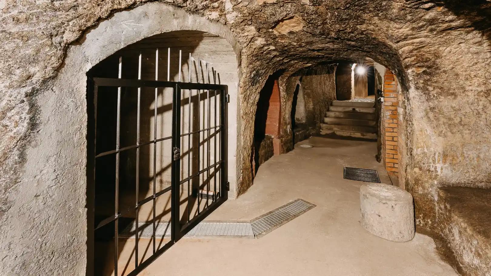 04_PODZEMI LQ-2.jpg.webp